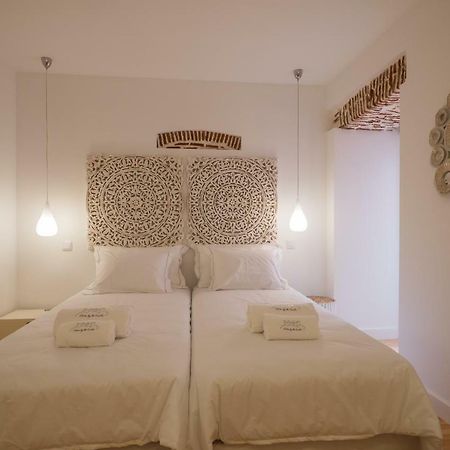 Sunshine House - Exclusive Apartment - Home By The Castle Lisbon Bagian luar foto