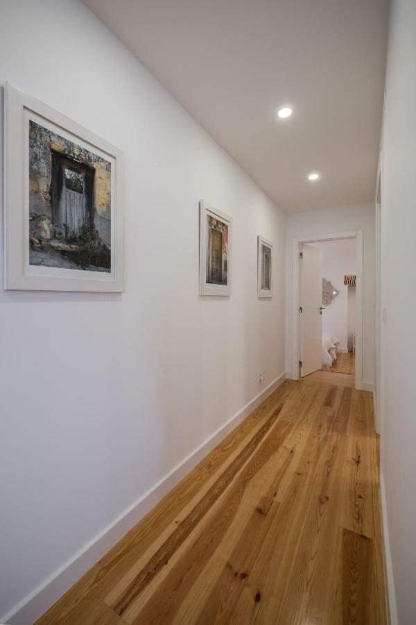 Sunshine House - Exclusive Apartment - Home By The Castle Lisbon Bagian luar foto